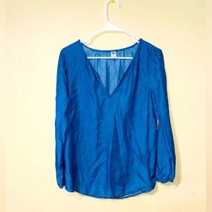 Old Navy Denim Split V‎ blouse